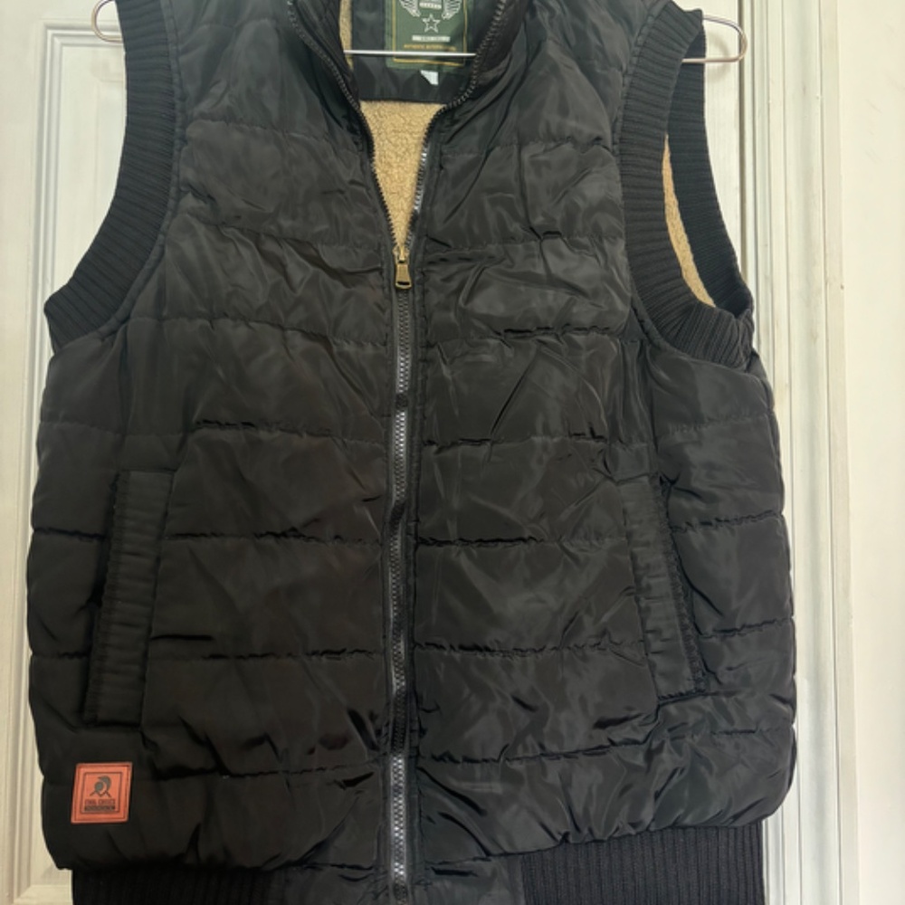 Cool Choice Black Puffer Vest